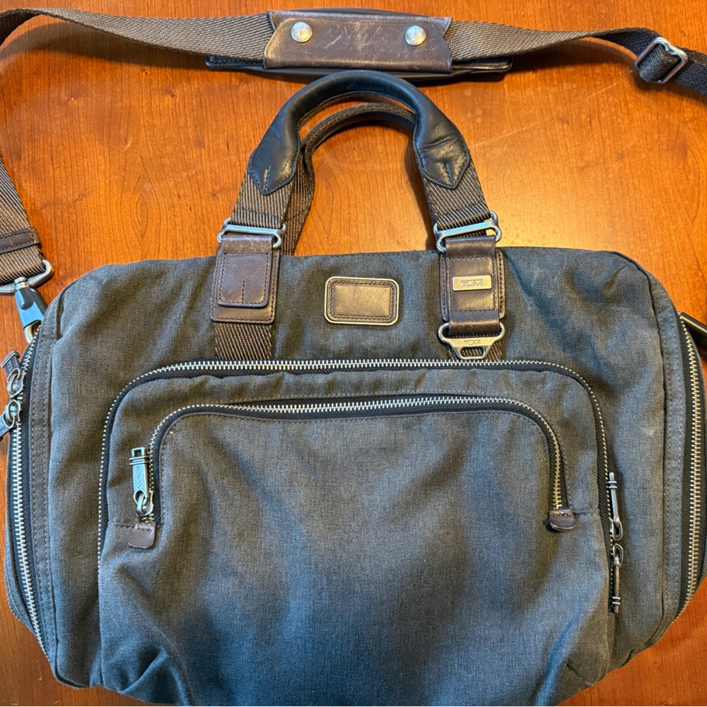 Tumi Alpha Bravo "Yuma" Slim Briefcase - Anthracite Grey (22631ATH2)